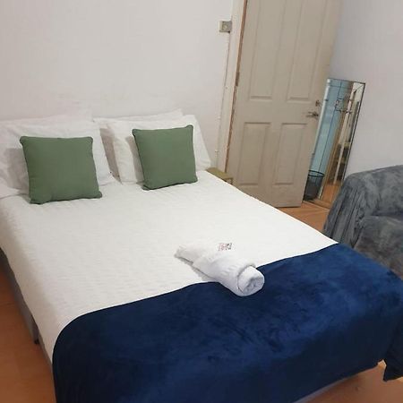Balham, South London Spacious Guest House F2, 6 Rooms Available Екстер'єр фото