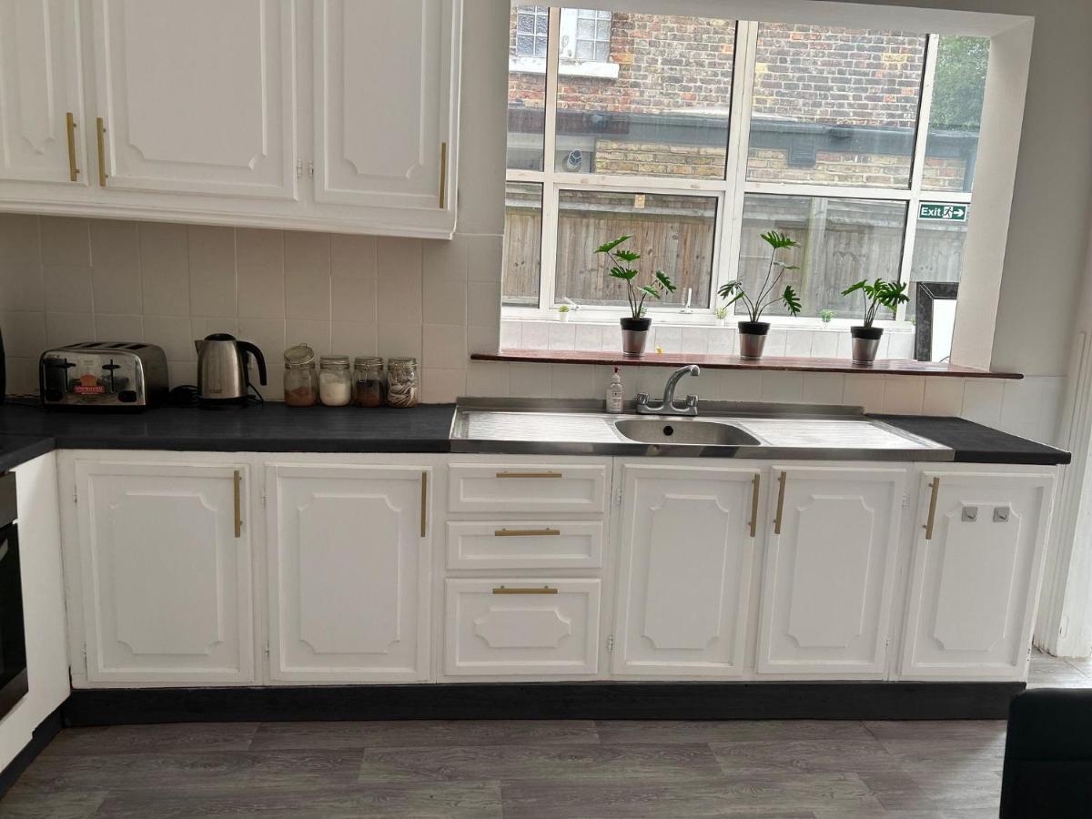 Balham, South London Spacious Guest House F2, 6 Rooms Available Екстер'єр фото